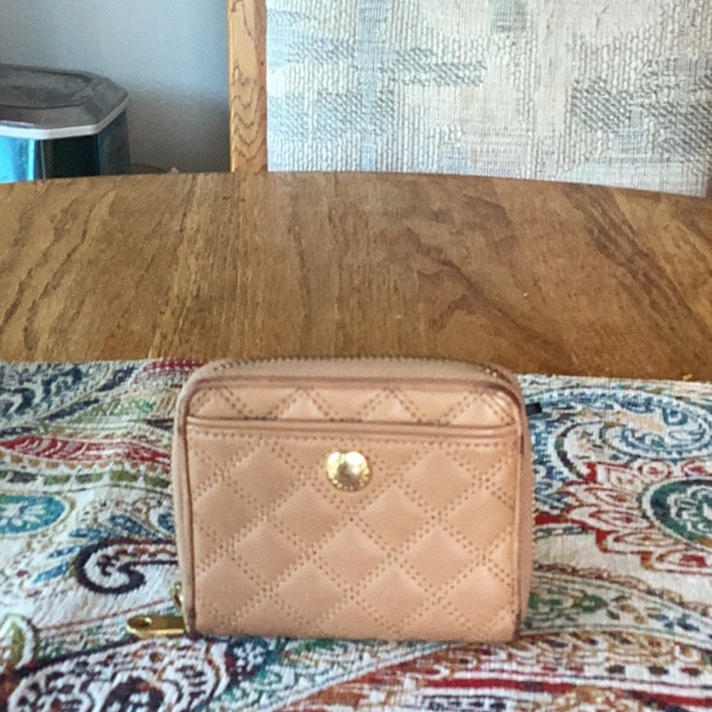 Cream Wallet with Quilted Texture and Compact Design